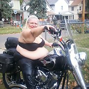 wanting to do pics and vids on harleys hot rods muselcars