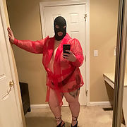 My currentSub bbw in a mask photographed by her for now