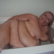 taking a bath mature amateur bbw washing naked body
